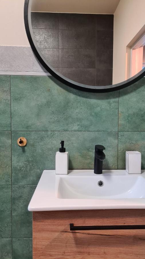 Urocze Apartamenty Na Wsi Goledzinow Extérieur photo